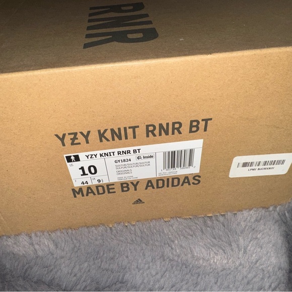 Yeezy knit boot size 10 - Picture 4 of 5